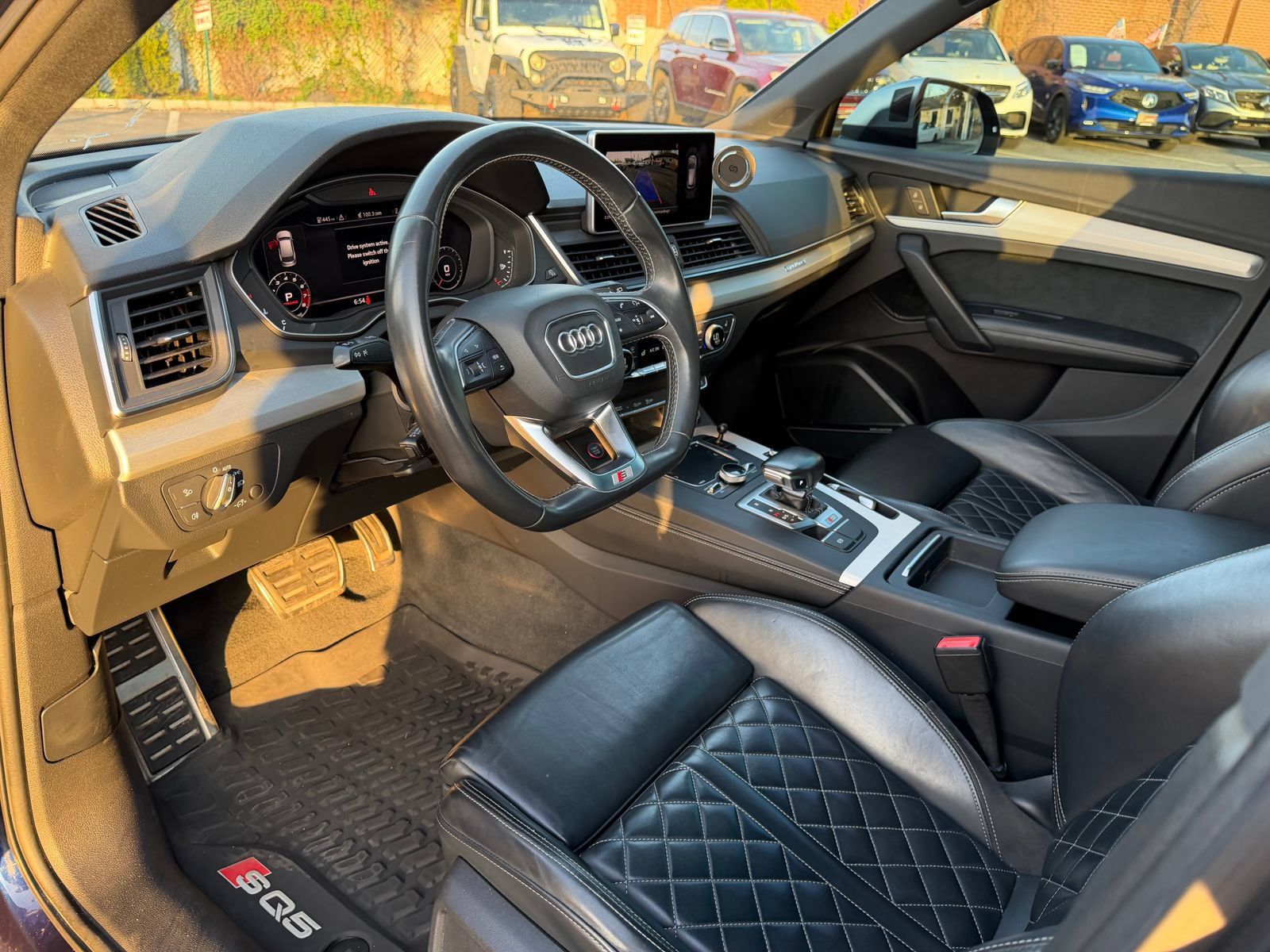Used 2018 Audi SQ5 Premium Plus w/ Navigation Package AWD/4WD image 13
