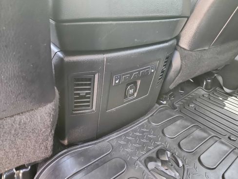 Used 2018 RAM 2500 Laramie AWD/4WD image 34