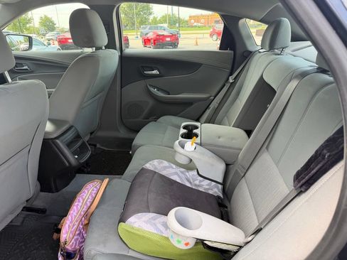 Used 2014 Chevrolet Impala LS FWD image 7