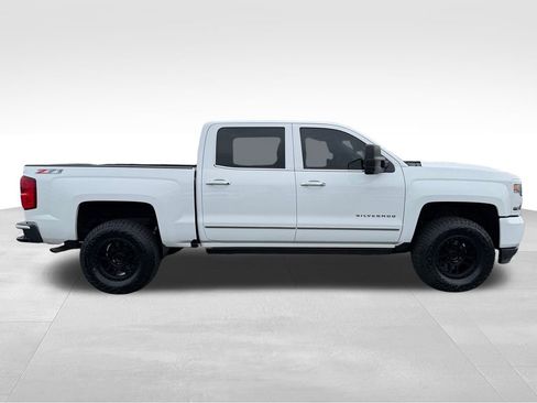 Used 2017 Chevrolet Silverado 1500 LTZ Z71 w/ LTZ Plus Package image 11