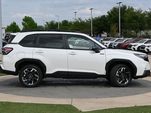 New 2026 Subaru Forester Premium AWD/4WD image 2