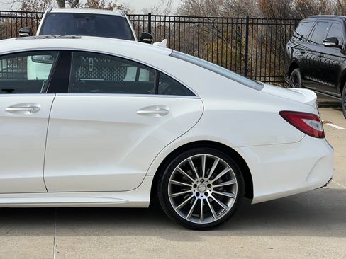 Used 2016 Mercedes-Benz CLS 400 image 6