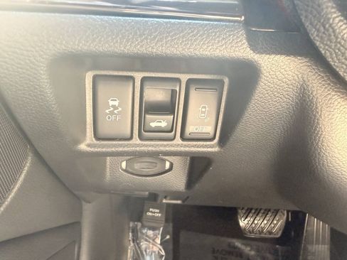 Used 2011 INFINITI G37 Convertible w/ Premium Pkg RWD image 19
