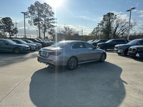 Used 2021 Mercedes-Benz E 450 4MATIC Sedan image 4
