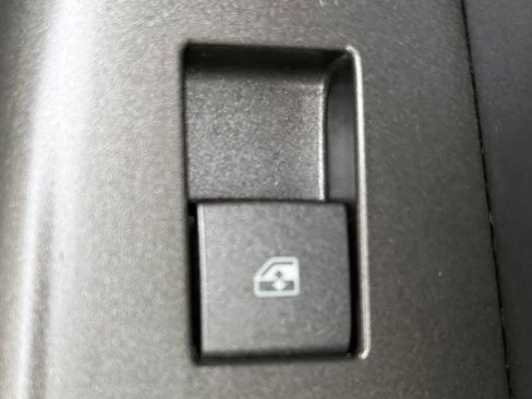 Used 2012 Cadillac SRX Luxury AWD/4WD image 39