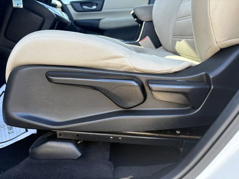 Used 2020 Honda CR-V LX image 13