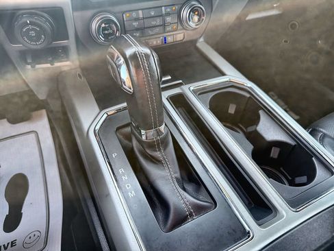 Used 2018 Ford F150 Lariat w/ Equipment Group 502A Luxury AWD/4WD image 20