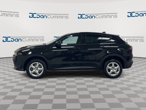 Used 2024 Dodge Hornet GT w/ Cold Weather Group AWD/4WD image 5