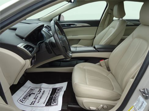 Used 2020 Lincoln MKZ AWD w/ Convenience Package image 24