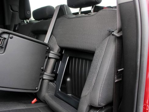 Used 2024 GMC Sierra 1500 Elevation image 39