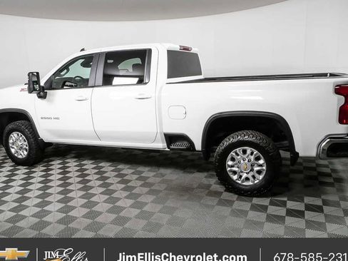 Used 2024 Chevrolet Silverado 2500 LT AWD/4WD image 26