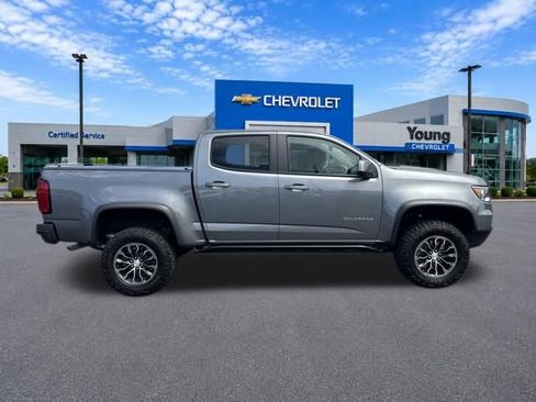Used 2022 Chevrolet Colorado ZR2 AWD/4WD image 8