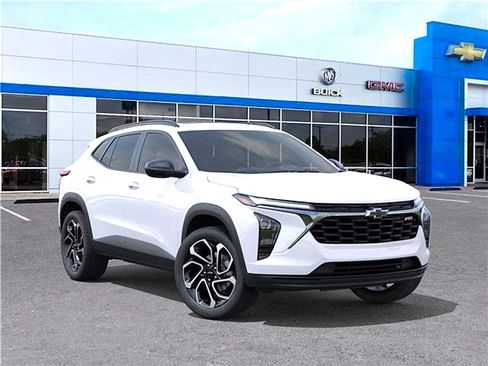 New 2026 Chevrolet Trax RS w/ Sunroof Package image 7