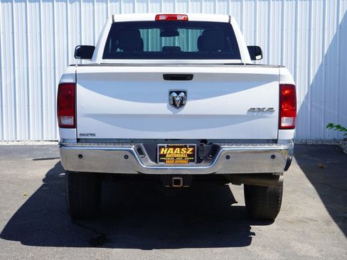 Used 2015 RAM 2500 Tradesman w/ Chrome Appearance Group AWD/4WD image 5