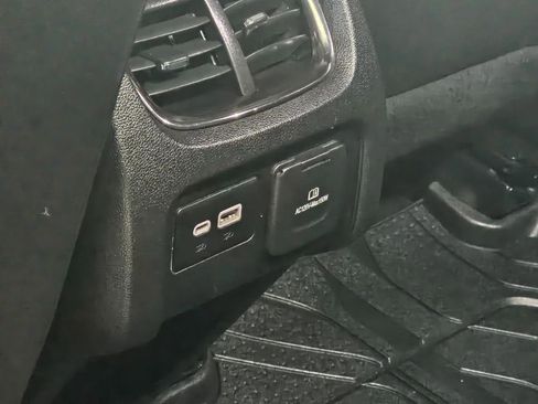 Used 2020 Chevrolet Blazer RS w/ LPO, Floor Liner Package image 24