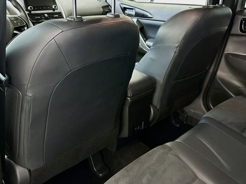 Used 2025 Mitsubishi Eclipse Cross SE image 28