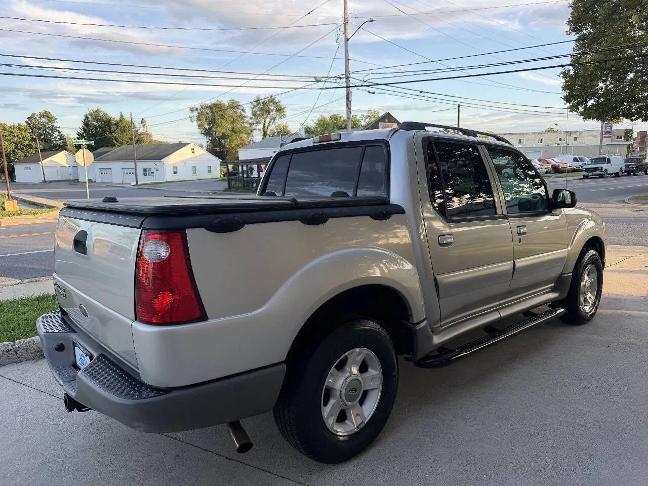 Used 2003 Ford Explorer Sport Trac XLT RWD image 6