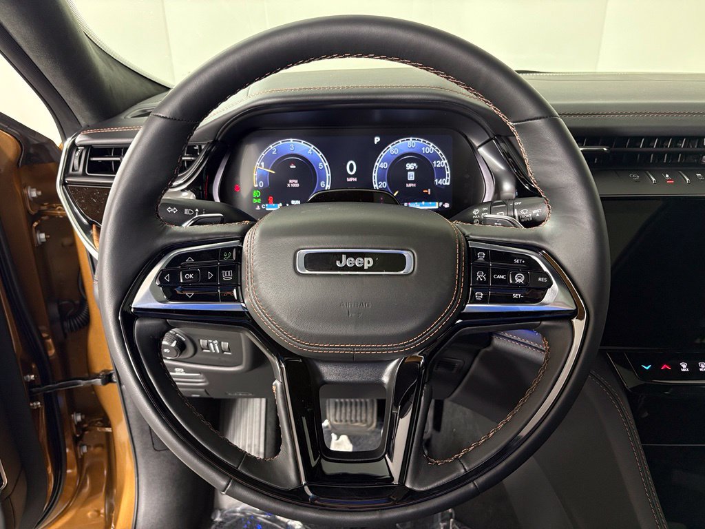 New 2027 Jeep Grand Cherokee Summit w/ Adv Protech Group IV AWD/4WD image 21