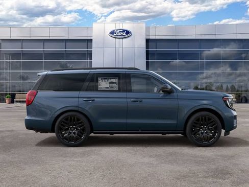 New 2027 Ford Expedition Platinum w/ Stealth Performance Package AWD/4WD image 5