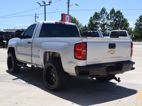 Used 2017 Chevrolet Silverado 1500 W/T RWD image 4