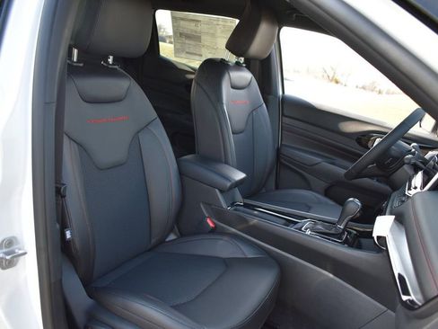 New 2026 Jeep Compass Trailhawk AWD/4WD image 30