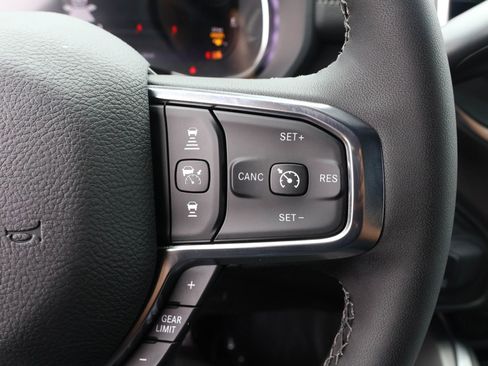 New 2026 RAM 2500 Laramie AWD/4WD image 25