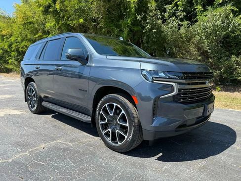 Used 2021 Chevrolet Tahoe RST w/ Luxury Package image 3