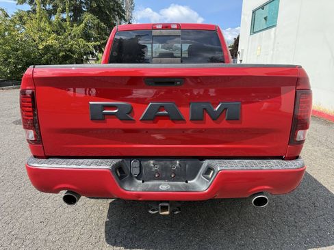 Used 2017 RAM 1500 Sport w/ Quick Order Package 26Q Night AWD/4WD image 17