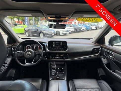 Used 2022 Nissan Rogue Platinum w/ Head-Up Display Package AWD/4WD image 3