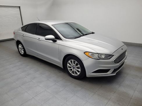 Used 2018 Ford Fusion S FWD image 11