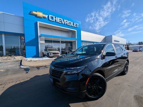 Used 2024 Chevrolet Equinox LS w/ LS Convenience Package image 29