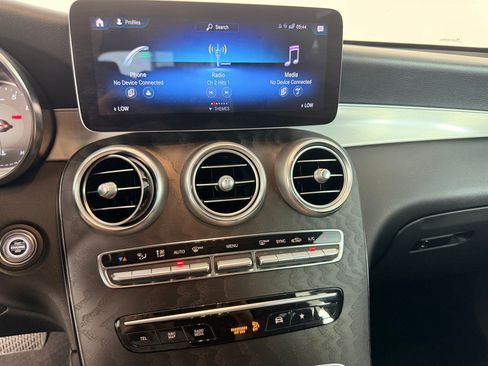 Used 2021 Mercedes-Benz GLC 300 image 17
