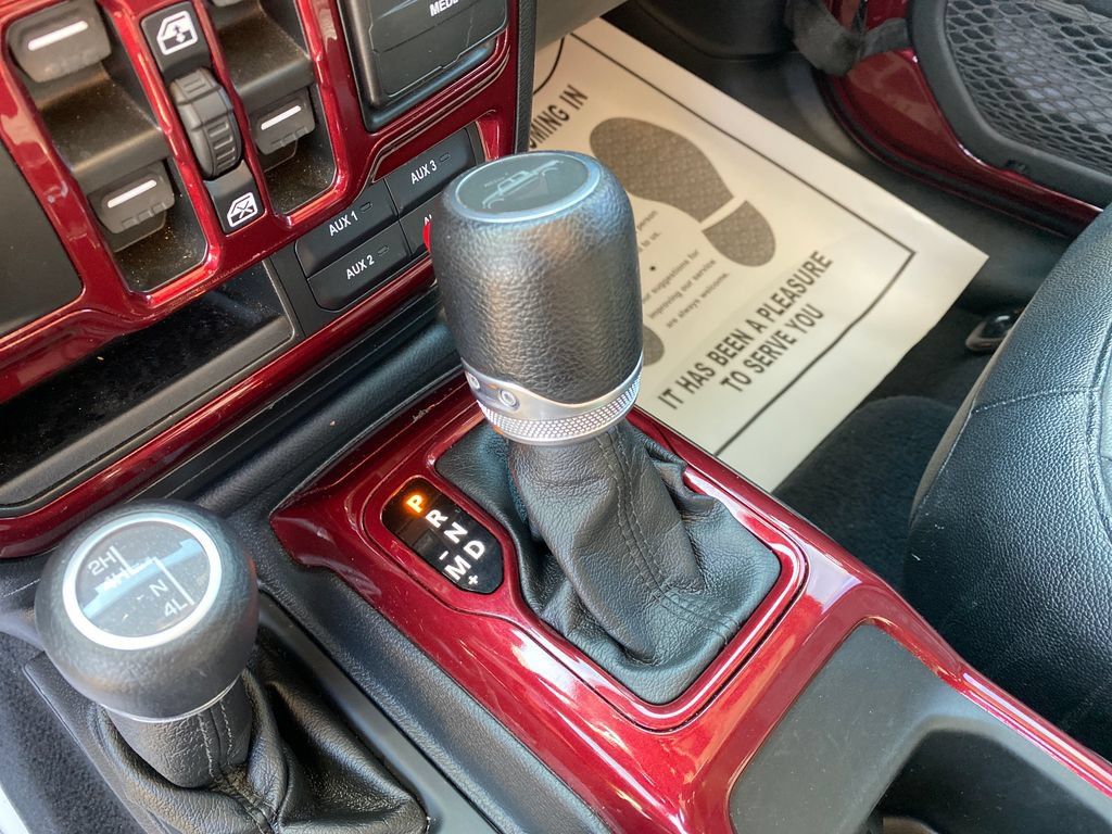 Used 2021 Jeep Gladiator Sport AWD/4WD image 25