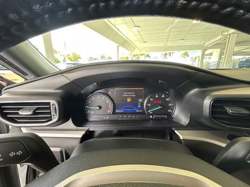 Used 2023 Ford Explorer XLT w/ Equipment Group 202A RWD image 39