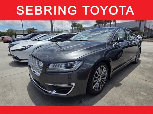 Used 2020 Lincoln MKZ w/ Convenience Package FWD image 1