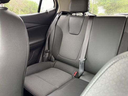 Used 2025 Buick Encore GX Preferred FWD image 39