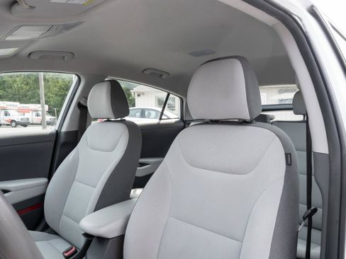Used 2021 Hyundai Ioniq Blue FWD image 13
