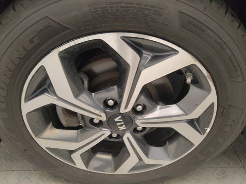 Used 2021 Kia Forte LXS FWD image 31
