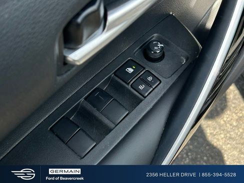 Used 2024 Toyota Corolla XSE FWD image 19