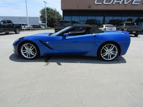 Used 2019 Chevrolet Corvette Stingray Convertible Z51 2LT RWD image 27