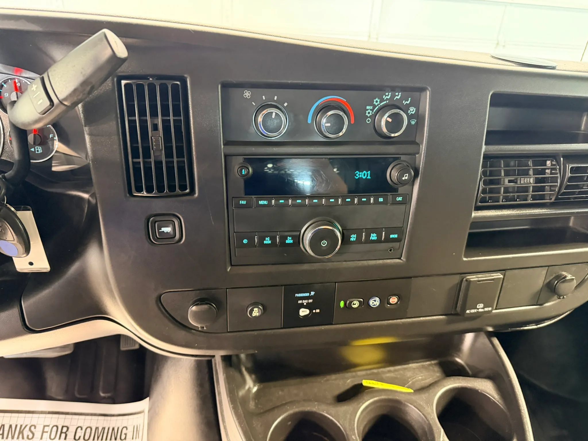 Used 2020 Chevrolet Express 3500 Extended w/ Driver Convenience Package RWD image 10