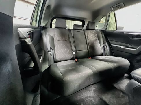 Used 2023 Toyota RAV4 XLE AWD/4WD image 22