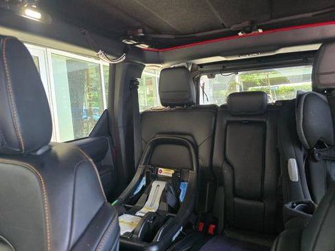 Used 2024 Ford Bronco Badlands AWD/4WD image 13