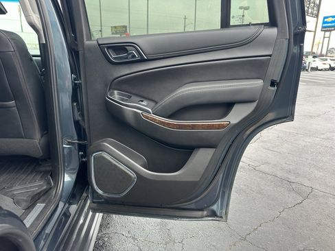 Used 2019 Chevrolet Tahoe LT image 28