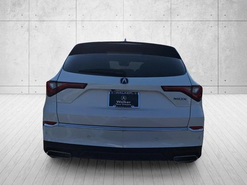 Certified 2024 Acura MDX FWD w/ Technology Package image 6