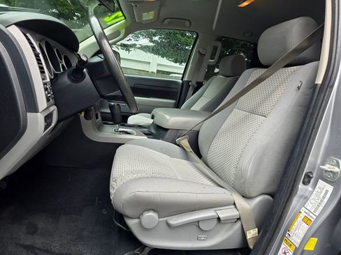 Used 2012 Toyota Tundra 4x4 Double Cab image 24