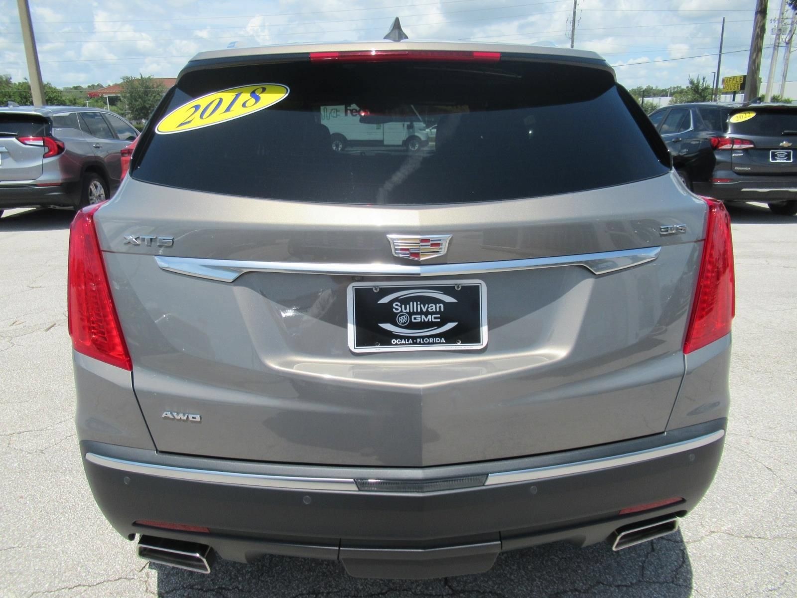 Used 2018 Cadillac XT5 Premium Luxury w/ Driver Assist Package AWD/4WD image 6