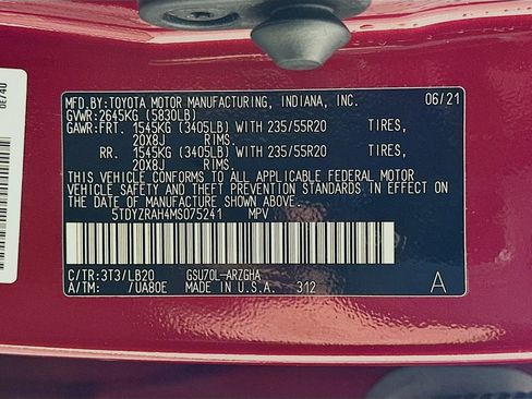 Certified 2021 Toyota Highlander Limited image 35