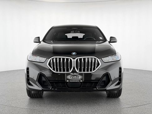 Used 2026 BMW X6 xDrive40i w/ Climate Comfort Package AWD/4WD image 8