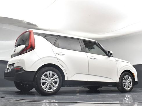 Certified 2021 Kia Soul LX image 36